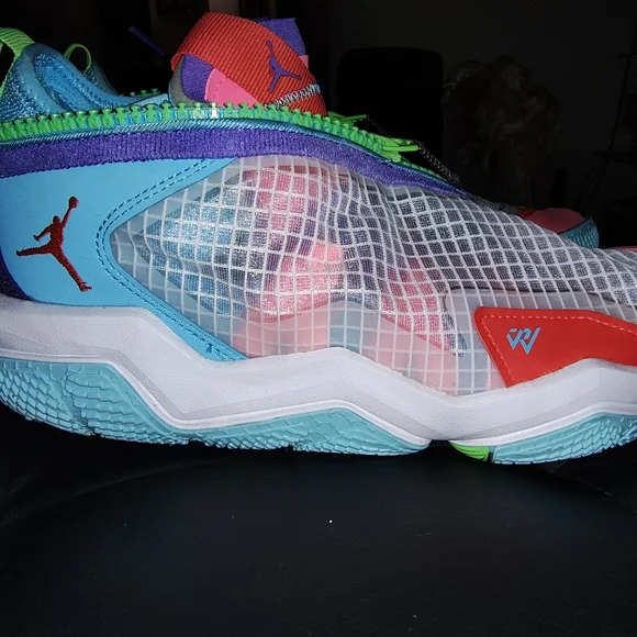 Jordan Why Not.6 - Picture 3 of 6